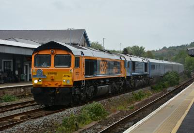 66744 at Totnes. &copy; AJax