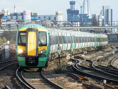 377414 at Clapham Junction. &copy; llamafish