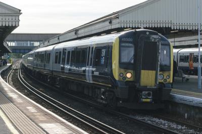 450100 at Clapham Junction. &copy; llamafish