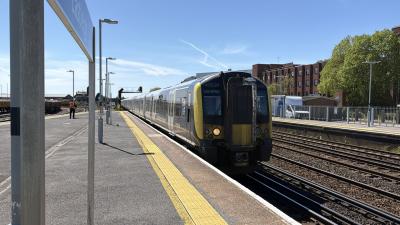 450024 at Eastleigh. &copy; Luivery