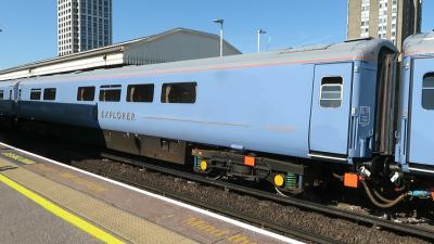 99109 coach at Clapham Junction. &copy; Geoff