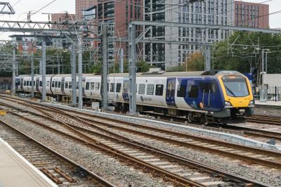 331008 at Leeds. &copy; llamafish