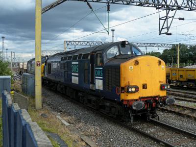 37607 at Bescot. &copy; llamafish