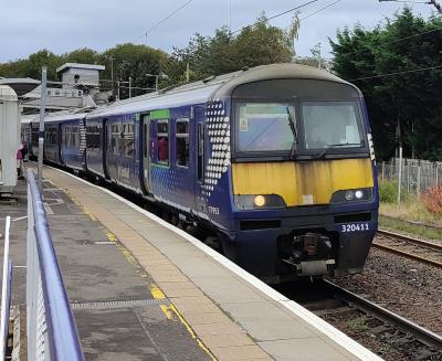 320411 at Hyndland. &copy; Geoff