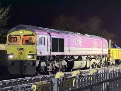 66587 at Oxford. &copy; Luivery