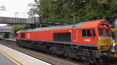66082 at Keynsham. &copy; JM-Freightliner