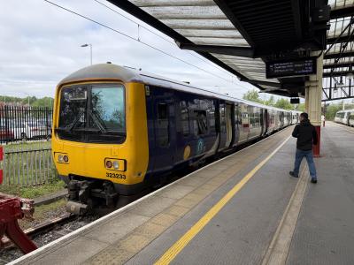 323233 at Stoke-on-Trent. &copy; Luivery
