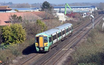 377303 at Farlington Junction. &copy; Bestieboy