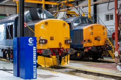 37602,37603 at Carlisle Kingmoor DRS Depot open day. &copy; trainlogger