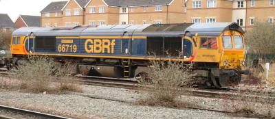 66719 at Peterborough. &copy; Geoff