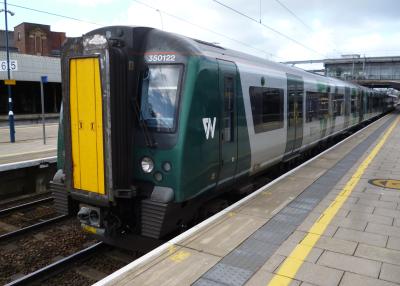 350122 at Stafford. &copy; BigKev