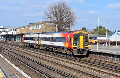 158885 at Eastleigh. &copy; Bestieboy