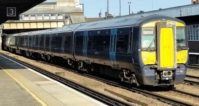 375710 at Tonbridge. &copy; Geoff
