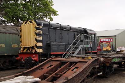 08738 at Wishaw - Railway Support Services. &copy; al66class59