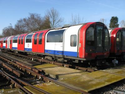 LU91197 at Loughton (LU). &copy; Byron5574