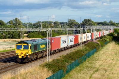 photo of 66560 at Rugeley North Junction