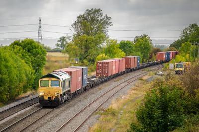 photo of 66550 at Elford