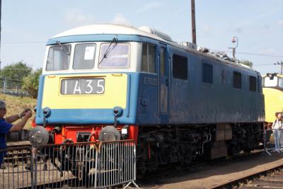 E3035 at Barrow Hill. &copy; Gary37401