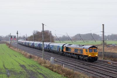 66313 at Winwick. &copy; stevexos