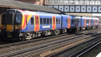 450548 at Eastleigh. &copy; paul67